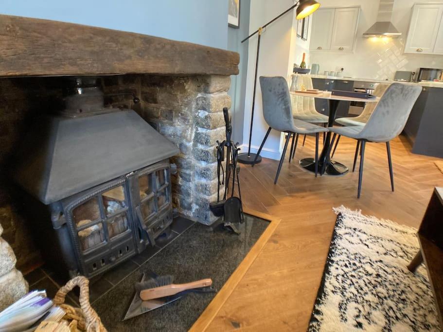 Cosy 2 Bedroom Cottage In Scarborough'S Old Town Eksteriør bilde